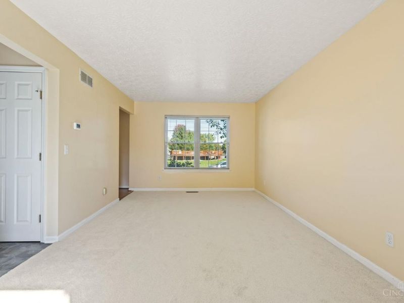 6921 Woodland View Drive, Liberty Township, OH 45044 Photo 19