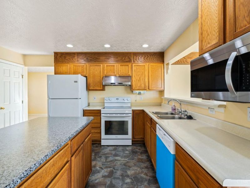 6921 Woodland View Drive, Liberty Township, OH 45044 Photo 21