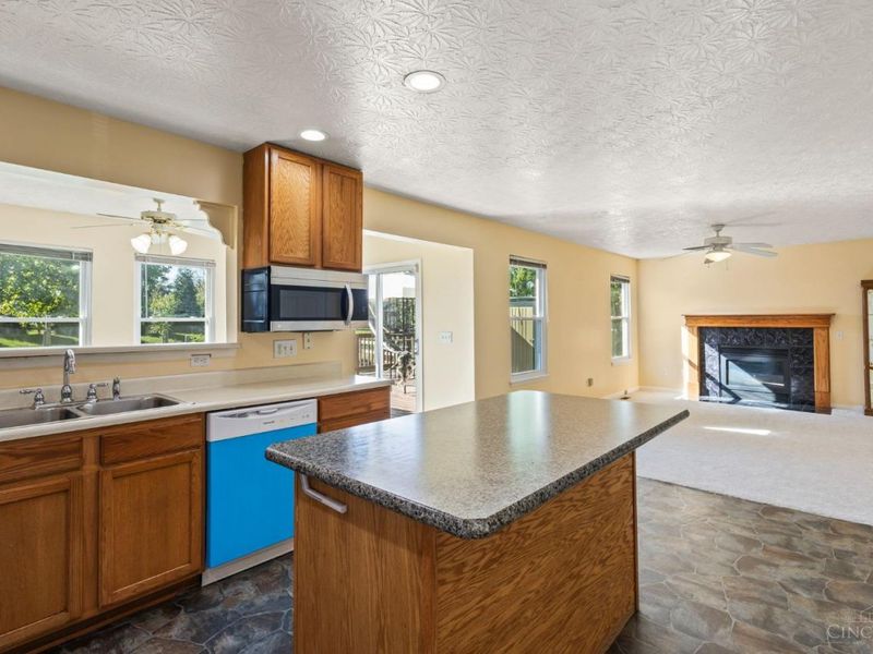 6921 Woodland View Drive, Liberty Township, OH 45044 Photo 24