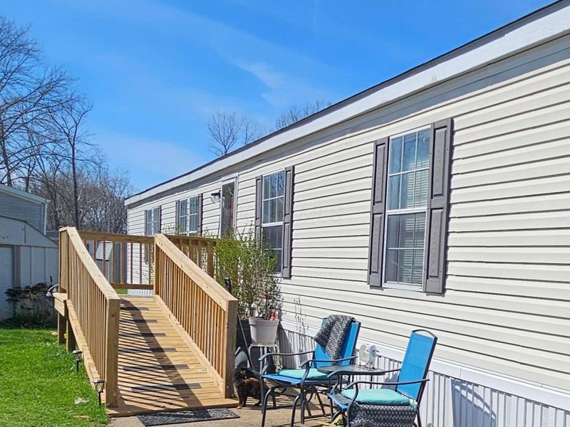 2445 Columbus Lancaster Road NW, Unit 420, Lancaster, OH 43130 Photo 2