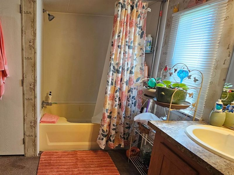 2445 Columbus Lancaster Road NW, Unit 420, Lancaster, OH 43130 Photo 8