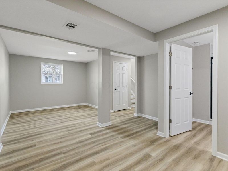 765 Breathitt Avenue , Columbus, OH 43207 Photo 20