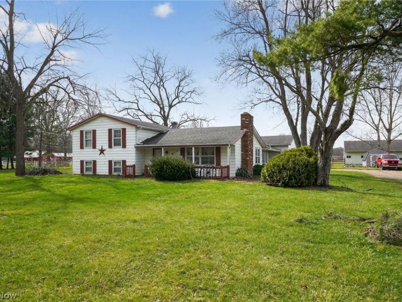 8134 Oberlin Road, Elyria, OH 44035 Photo 1