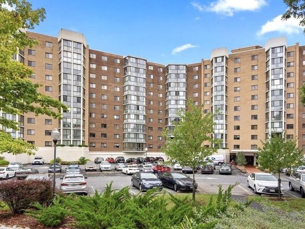 15115 INTERLACHEN DRIVE, Unit 3-204, SILVER SPRING, MD 20906