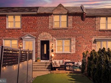 207 N BISHOP AVENUE, CLIFTON HEIGHTS, PA 19018