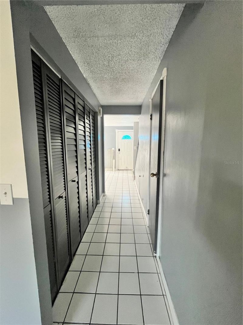 4918 Silver Oaks Village, Unit F, Orlando, FL 32808 Photo