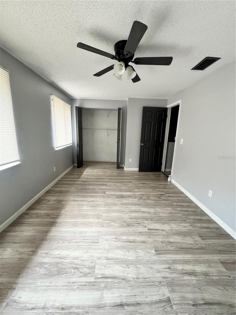 4918 Silver Oaks Village, Unit F, Orlando, FL 32808 Photo