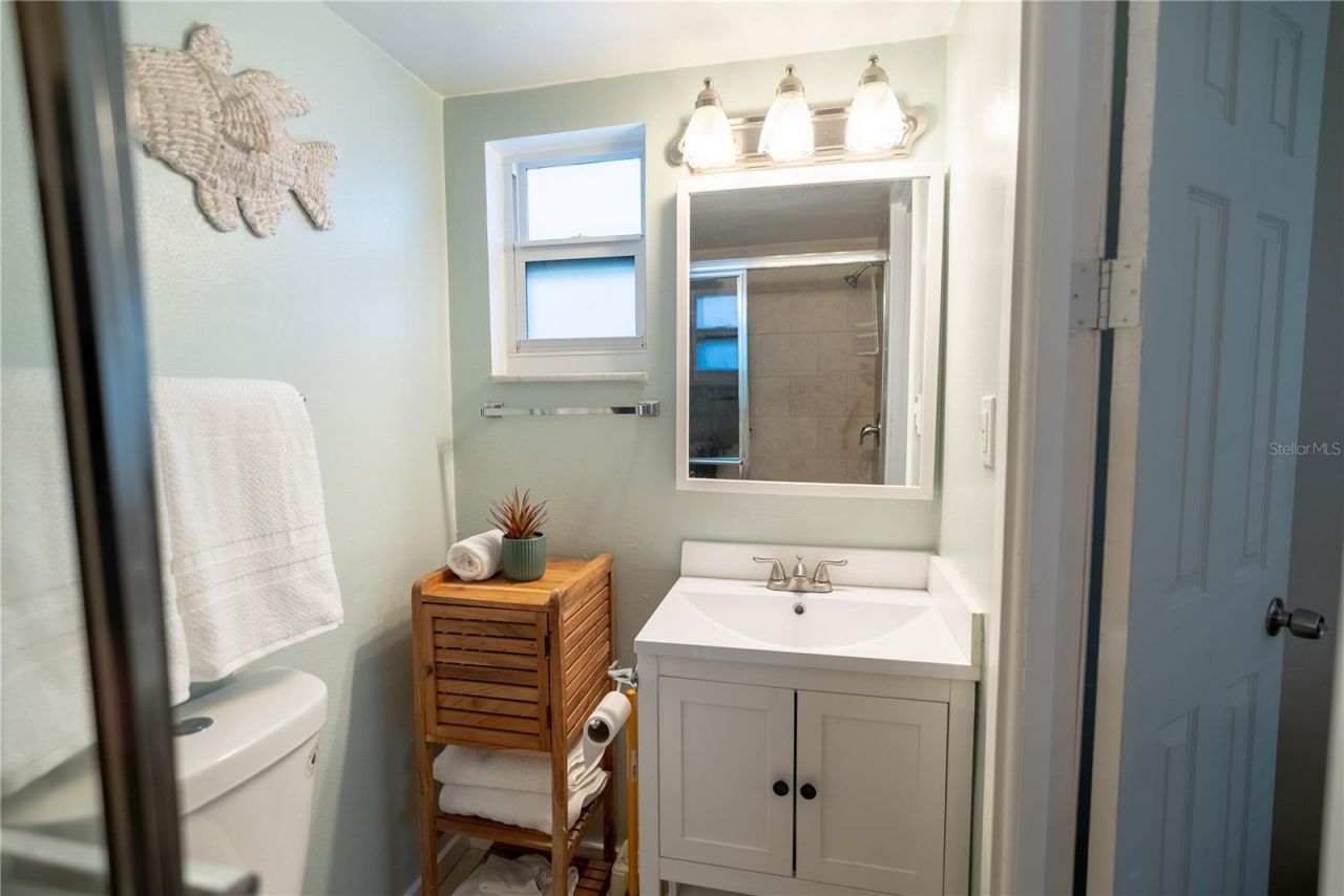 925 Beach Road , Unit 107, Sarasota, FL 34242 Photo