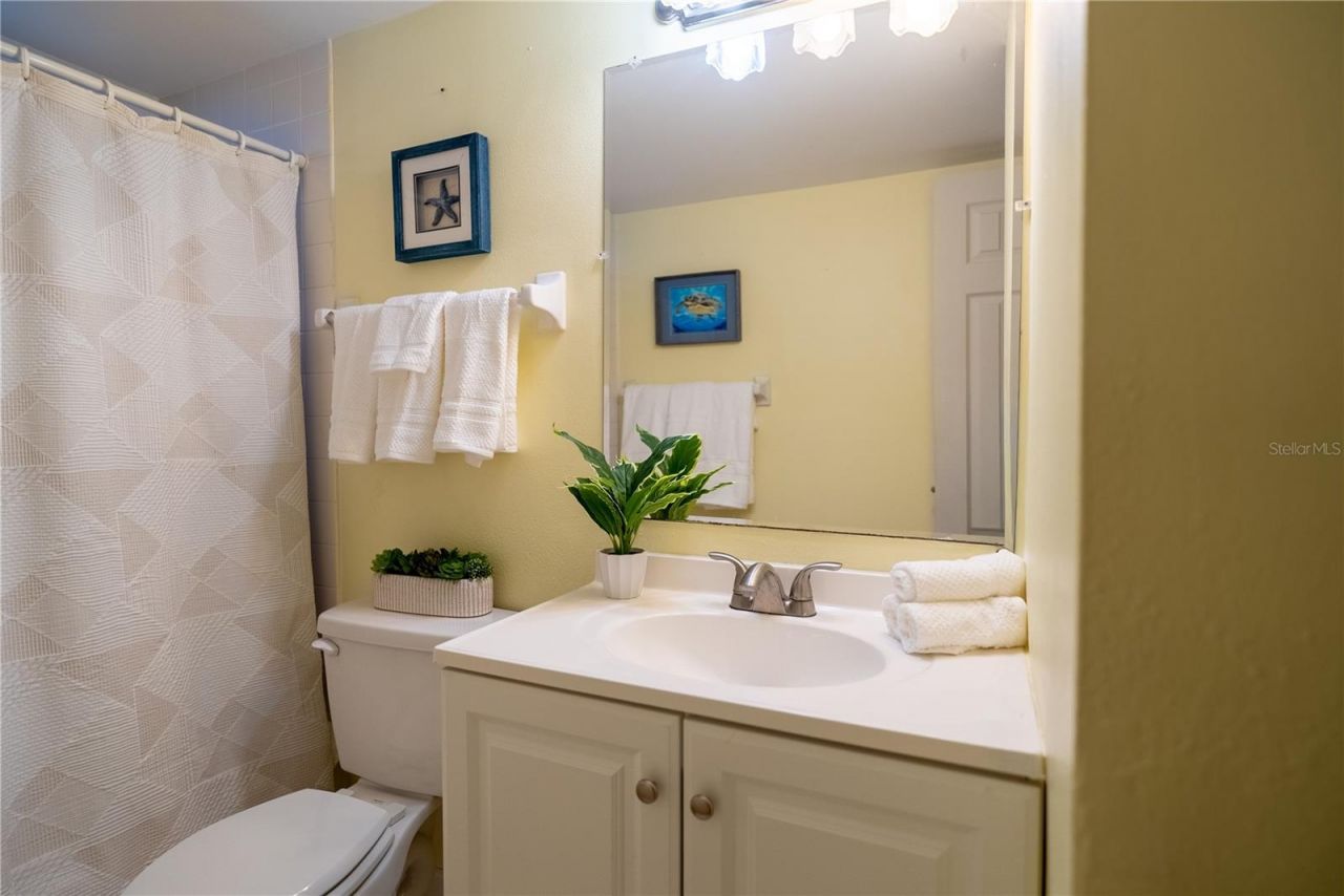 925 Beach Road , Unit 107, Sarasota, FL 34242 Photo