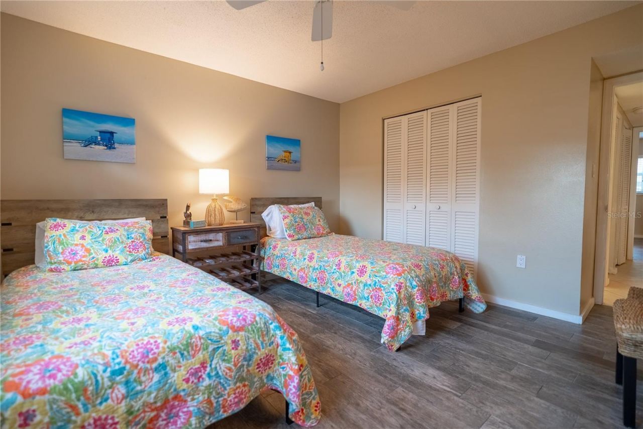 925 Beach Road , Unit 107, Sarasota, FL 34242 Photo