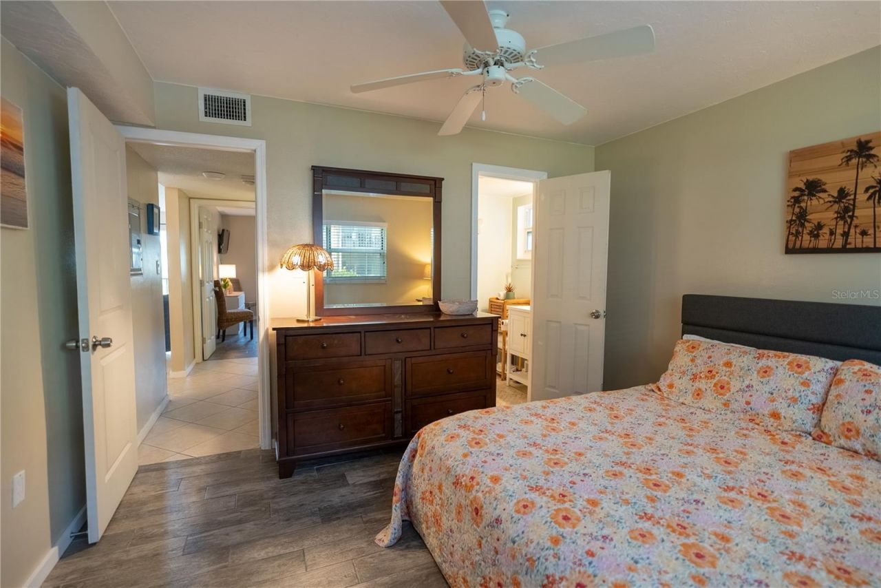 925 Beach Road , Unit 107, Sarasota, FL 34242 Photo