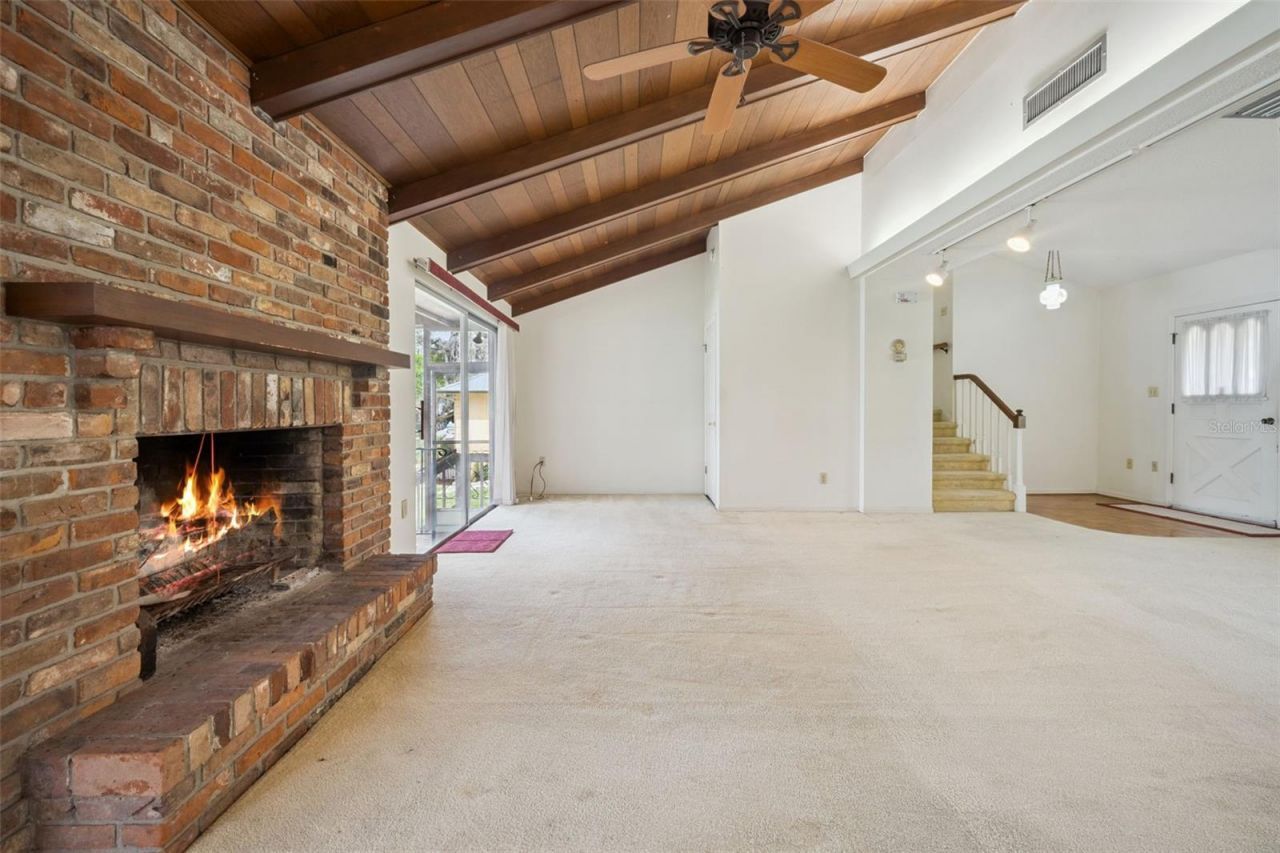 2874 E Crooked Lake Drive, Eustis, FL 32726 Photo