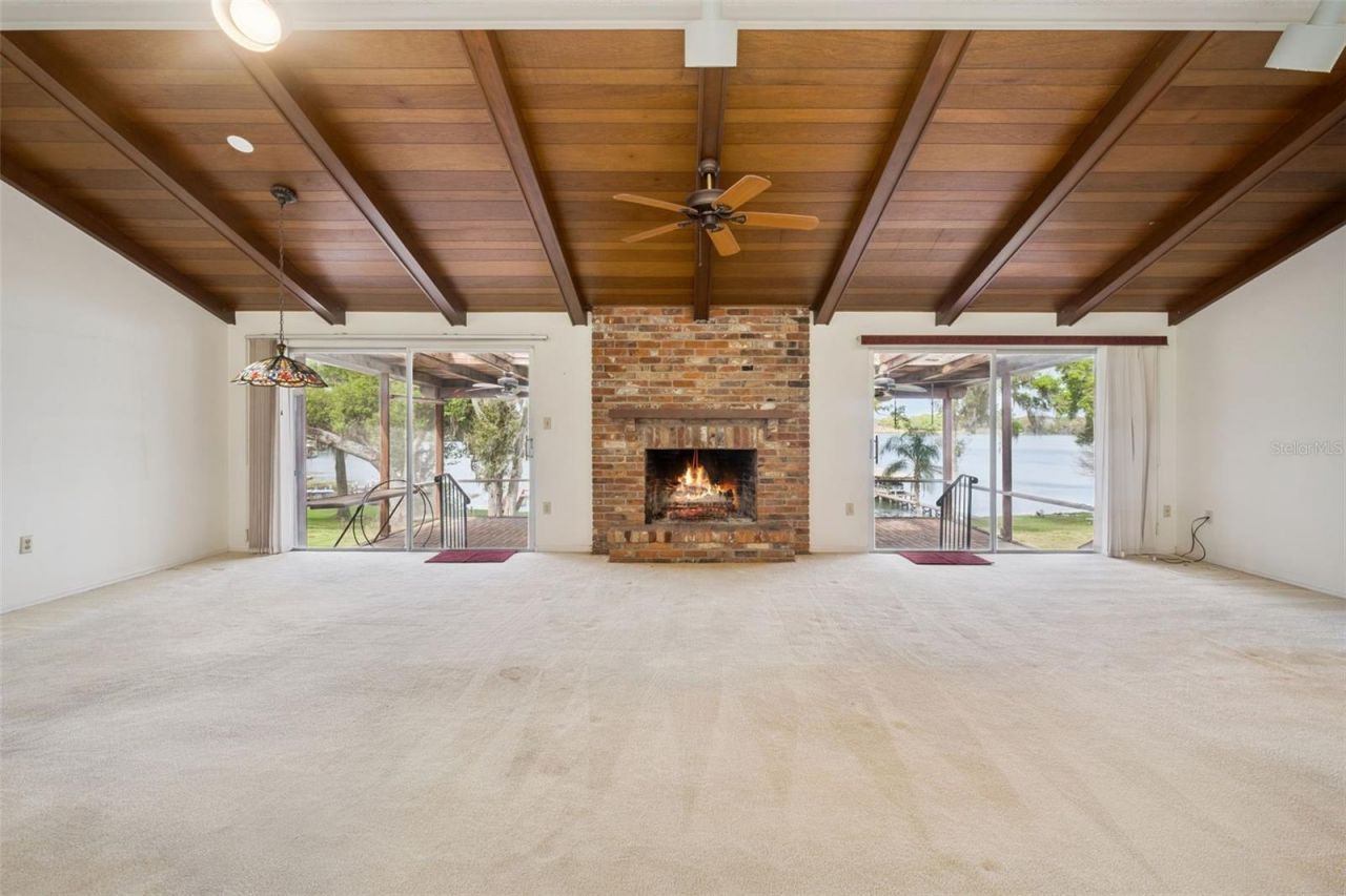 2874 E Crooked Lake Drive, Eustis, FL 32726 Photo