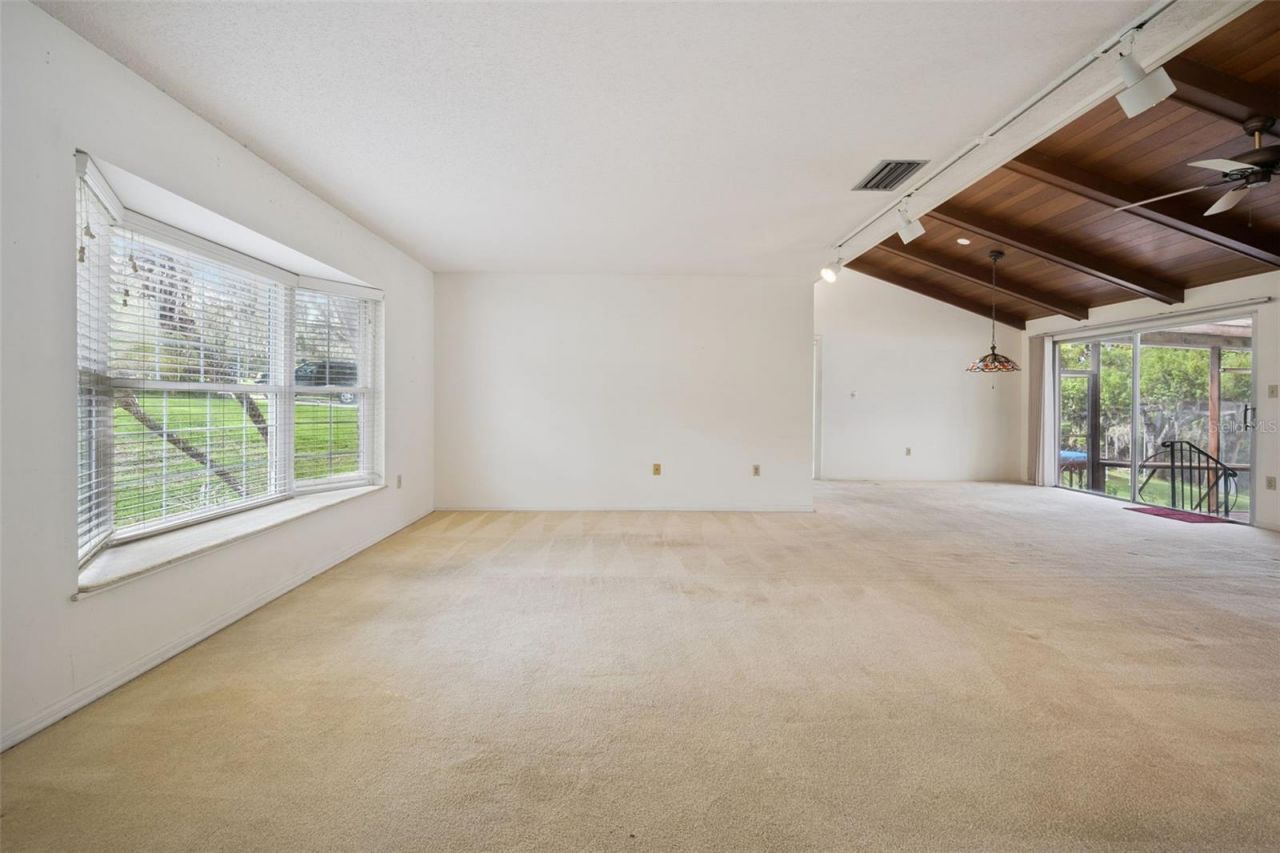 2874 E Crooked Lake Drive, Eustis, FL 32726 Photo