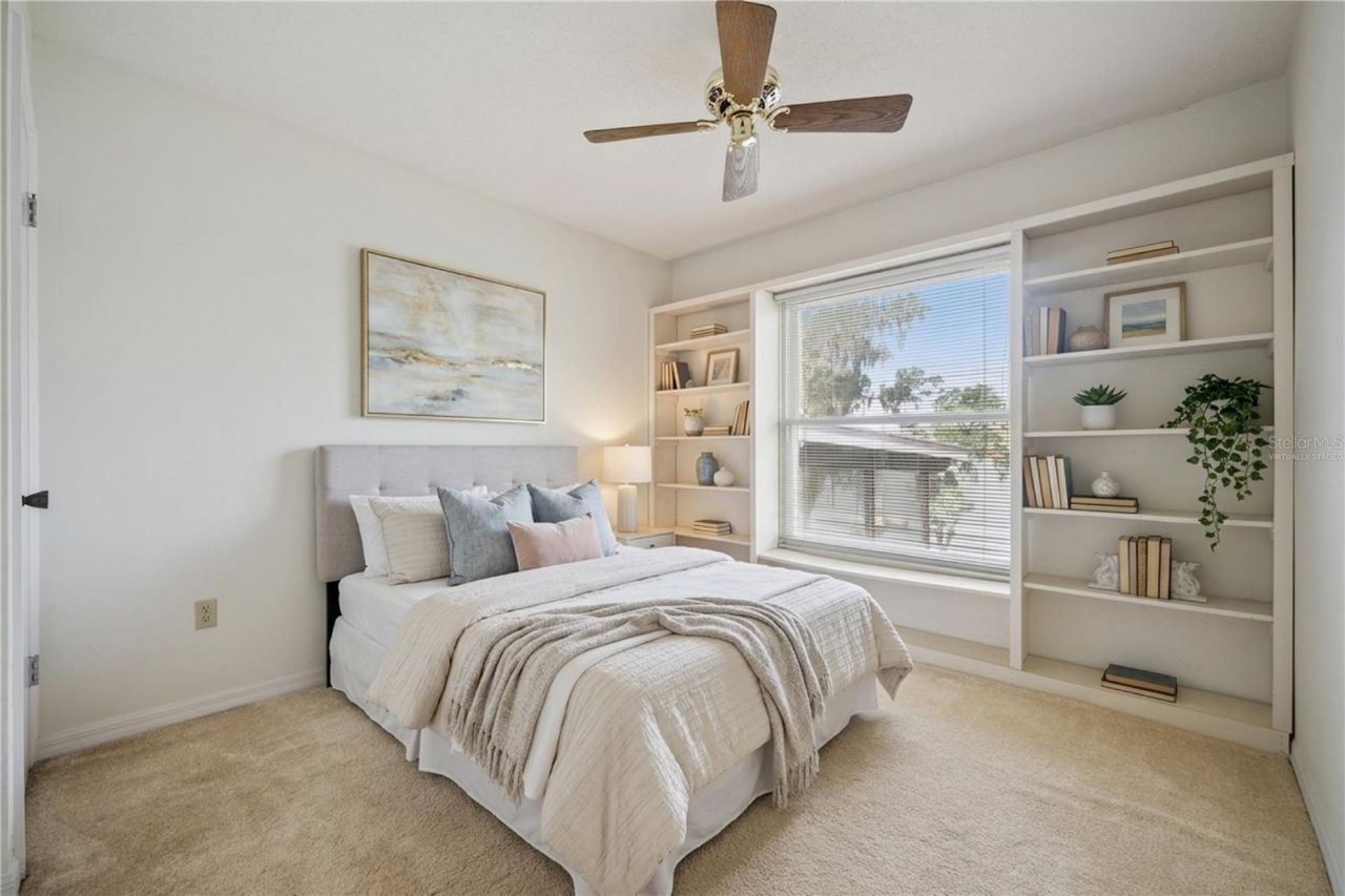 2874 E Crooked Lake Drive, Eustis, FL 32726 Photo