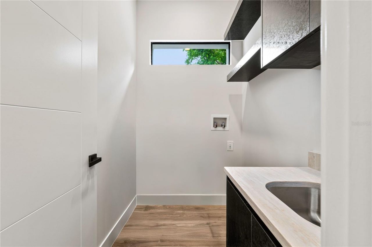 3104 W Pine Street, Tampa, FL 33607 Photo