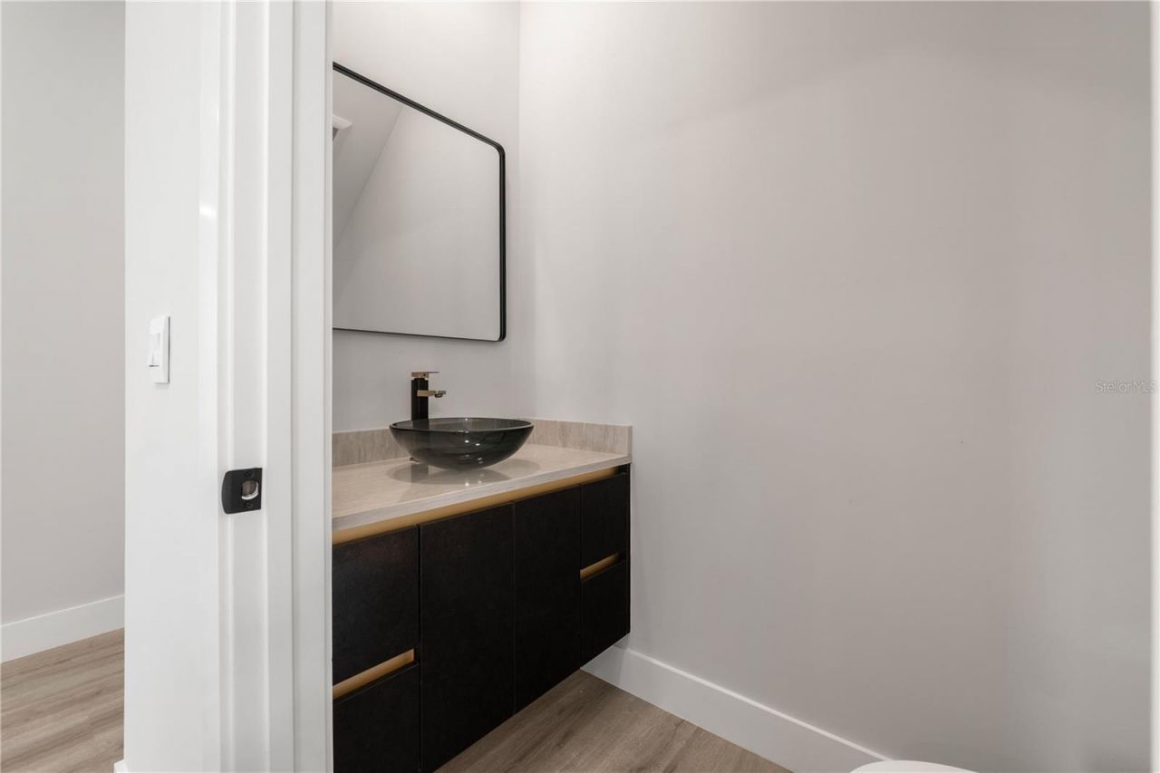 3104 W Pine Street, Tampa, FL 33607 Photo