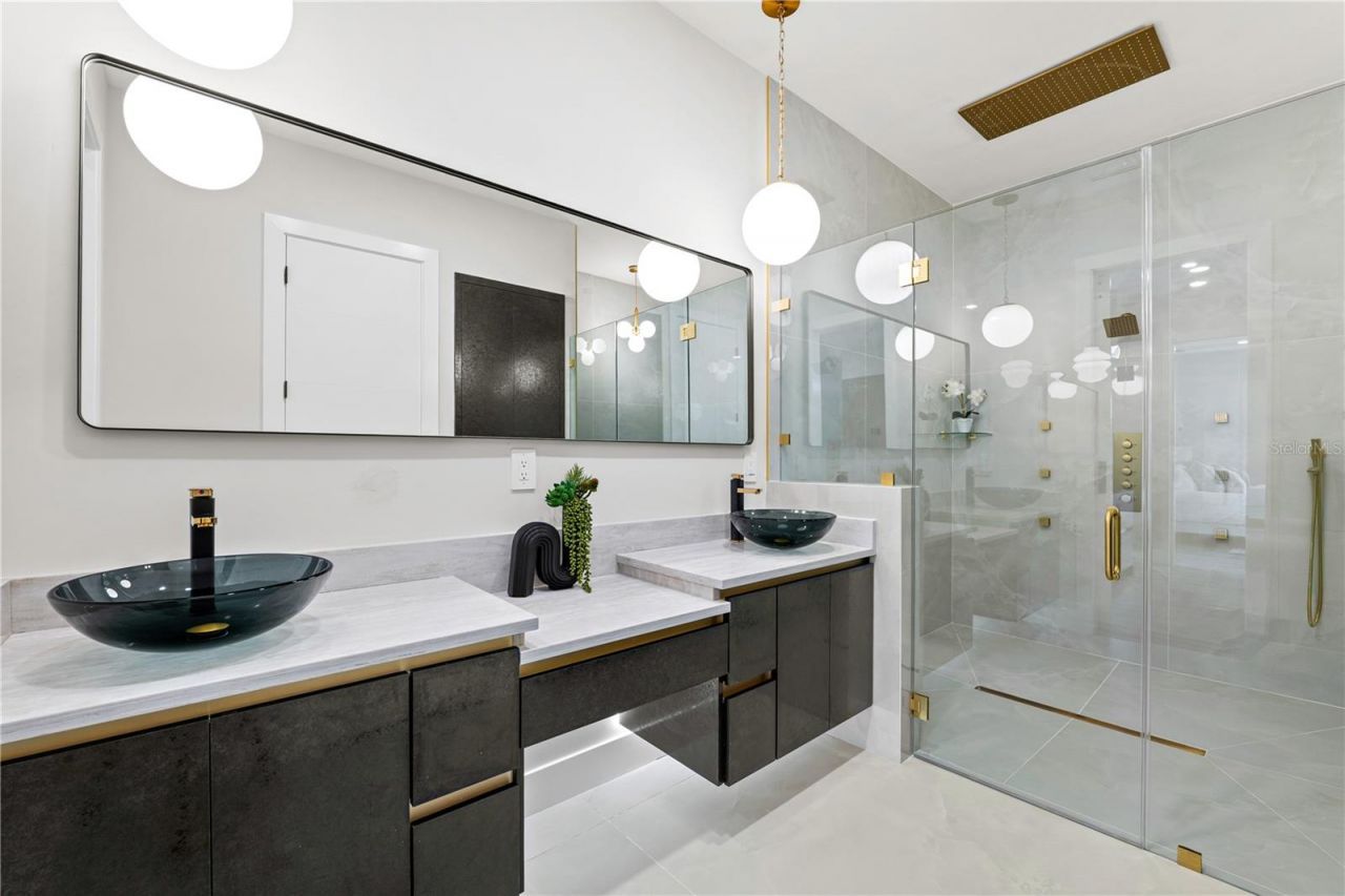 3104 W Pine Street, Tampa, FL 33607 Photo