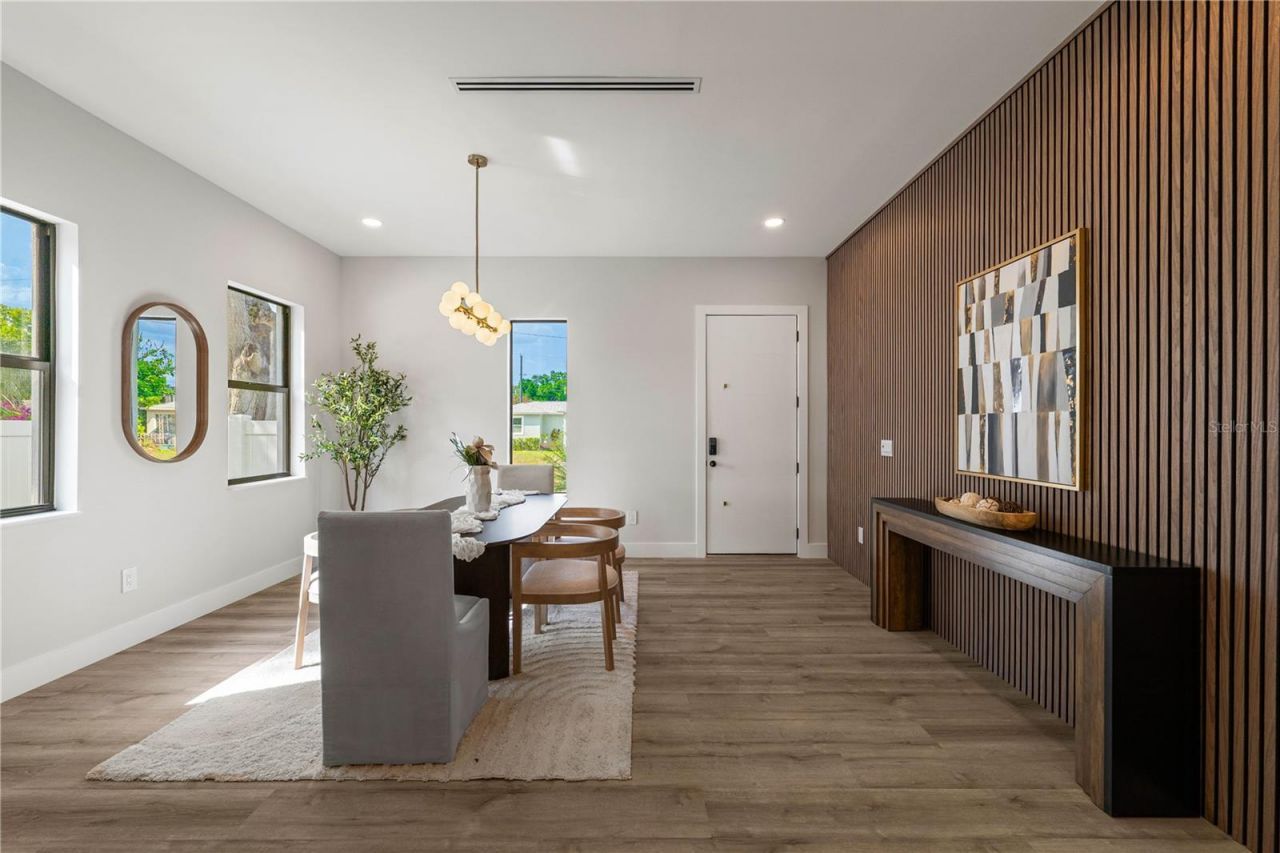 3104 W Pine Street, Tampa, FL 33607 Photo