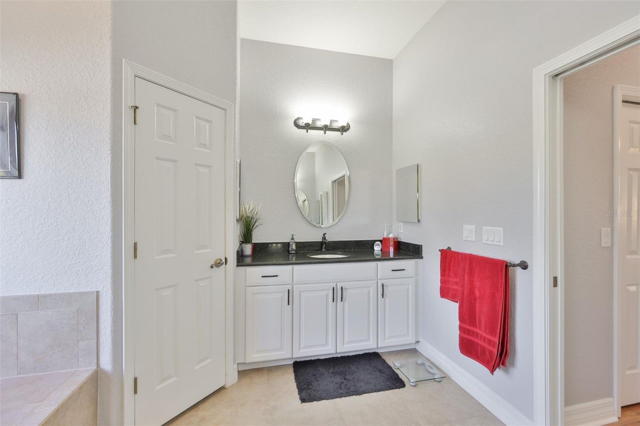 307 Noble Faire Drive, Sun City Center, FL 33573 Photo