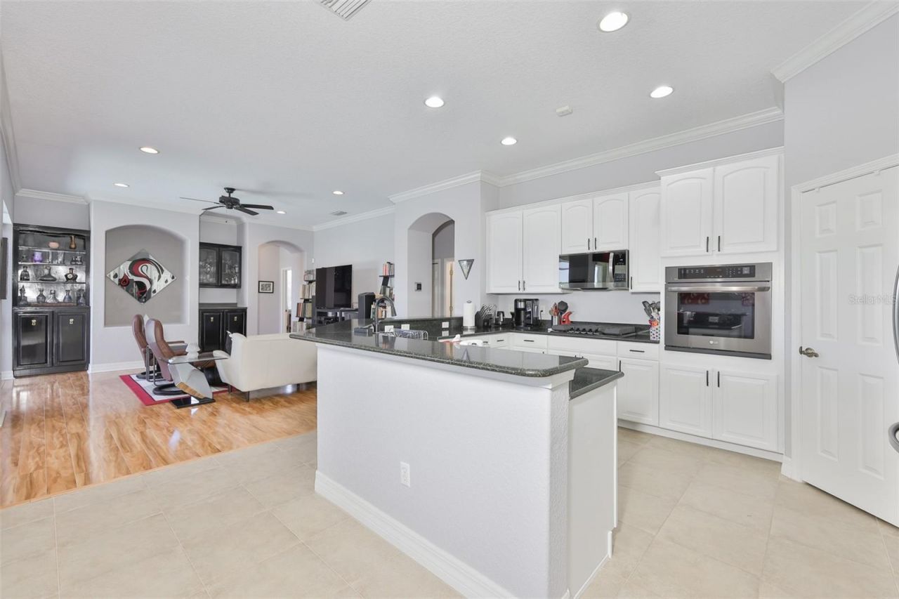 307 Noble Faire Drive, Sun City Center, FL 33573 Photo