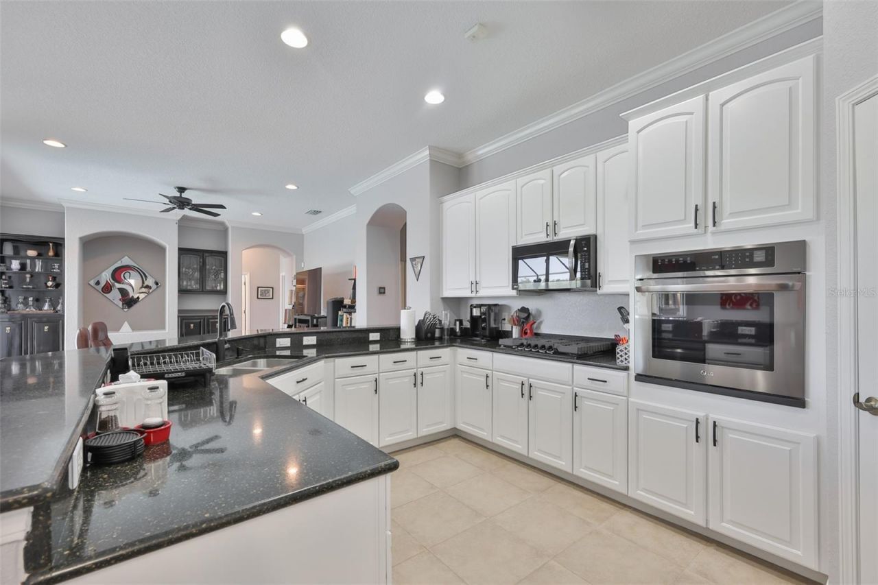 307 Noble Faire Drive, Sun City Center, FL 33573 Photo