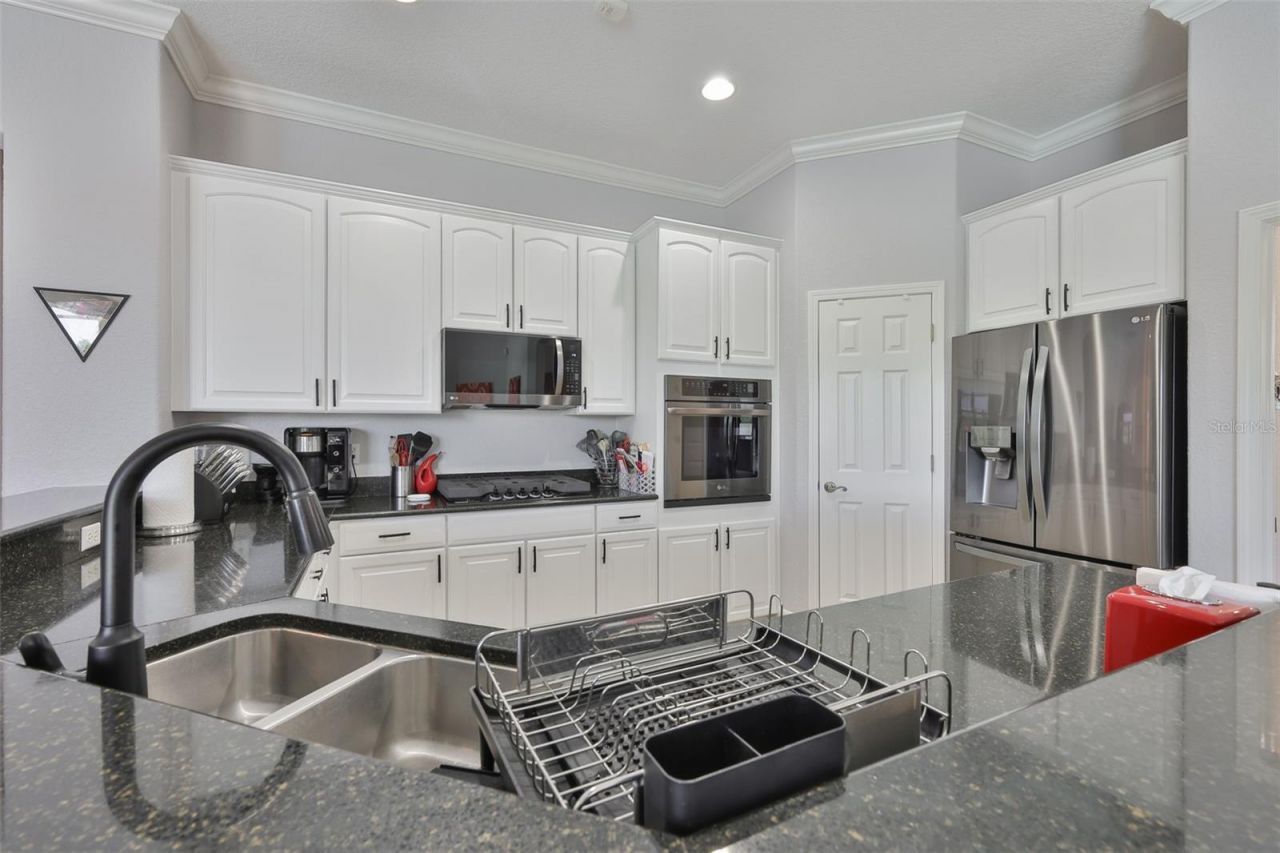 307 Noble Faire Drive, Sun City Center, FL 33573 Photo