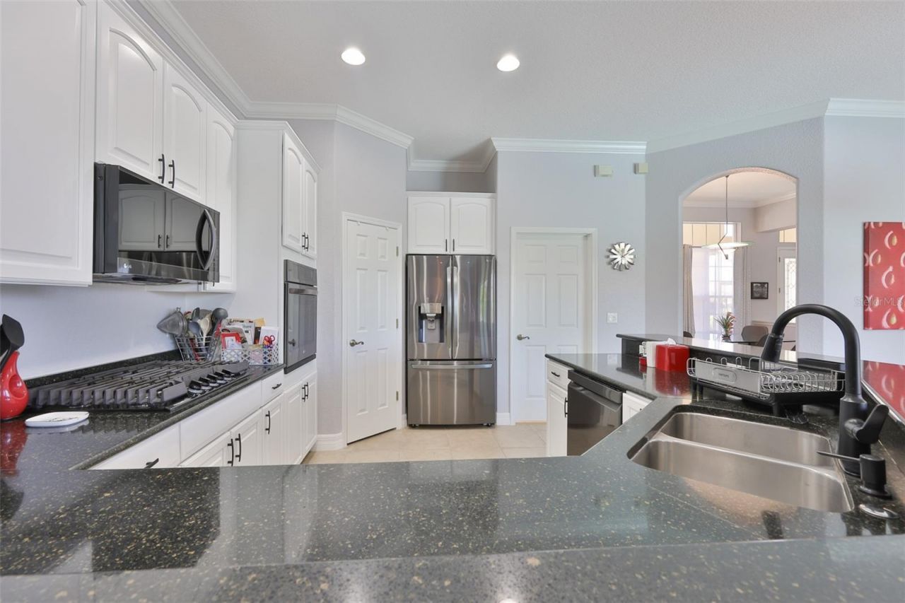 307 Noble Faire Drive, Sun City Center, FL 33573 Photo