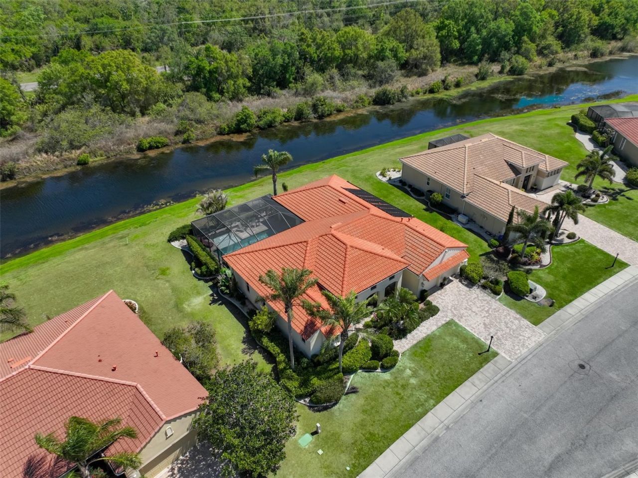307 Noble Faire Drive, Sun City Center, FL 33573 Photo