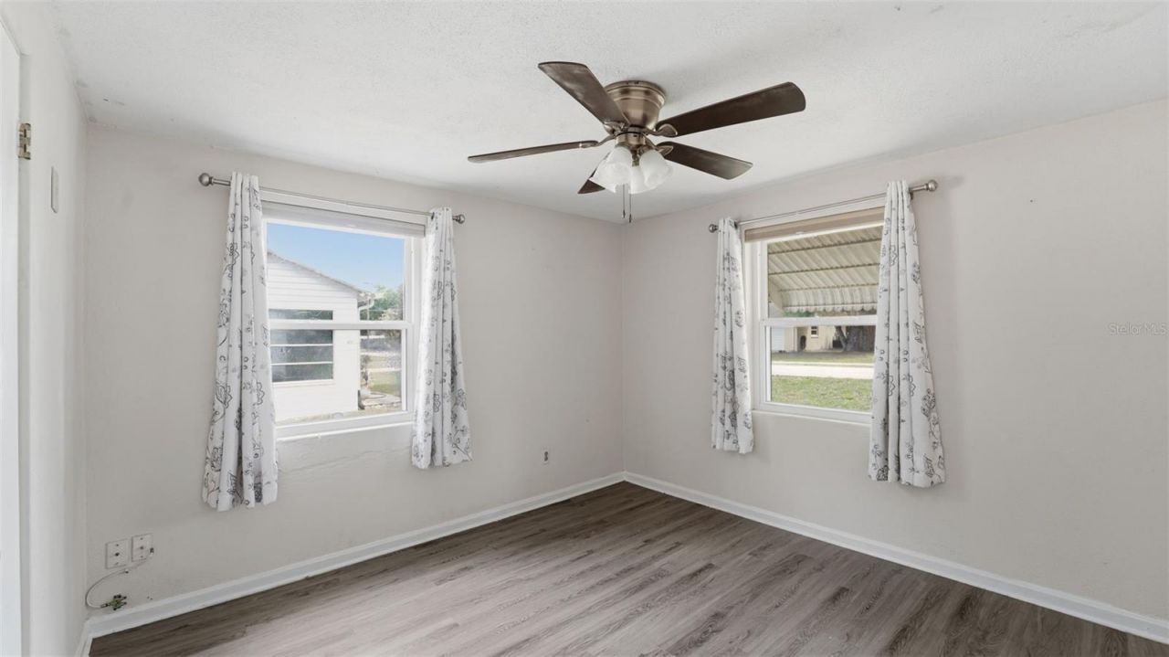 8 Angeles Road , Debary, FL 32713 Photo