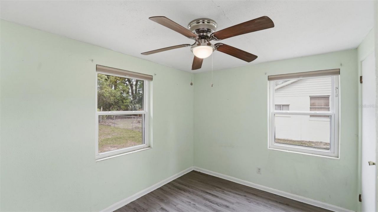 8 Angeles Road , Debary, FL 32713 Photo