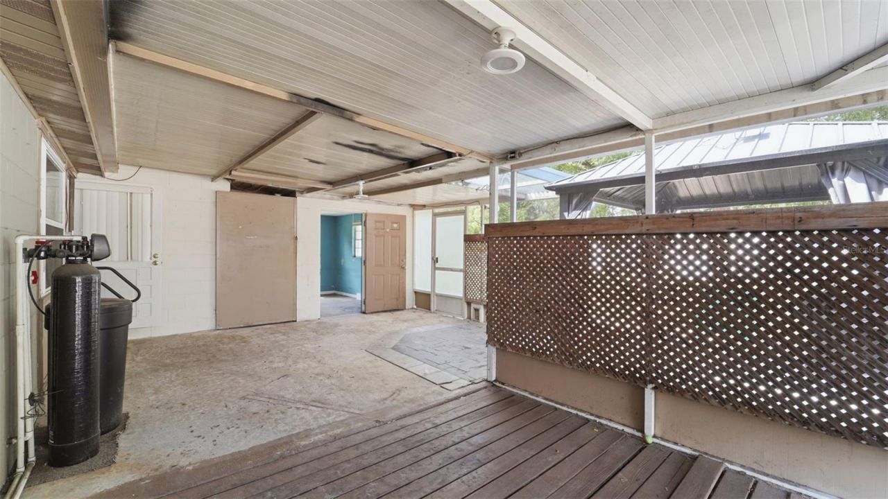 8 Angeles Road , Debary, FL 32713 Photo