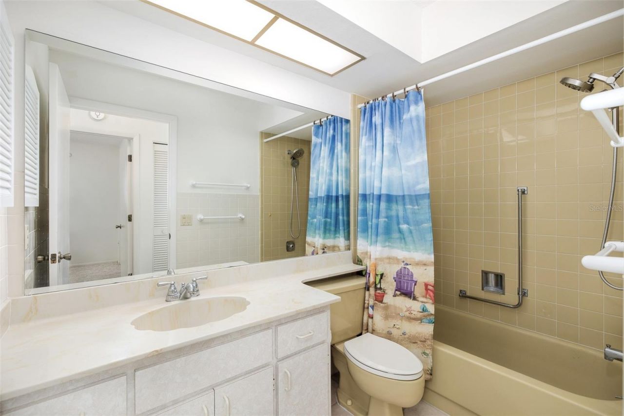 8330 Divot Way, Port Richey, FL 34668 Photo