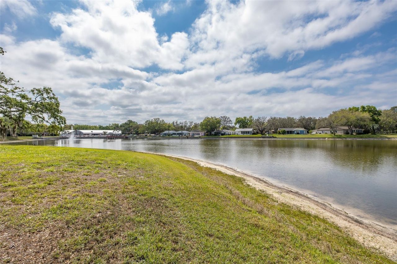 8330 Divot Way, Port Richey, FL 34668 Photo