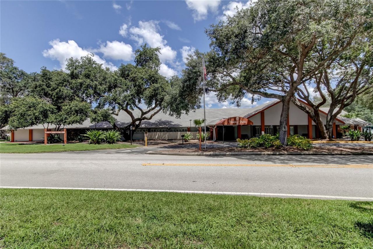 8330 Divot Way, Port Richey, FL 34668 Photo