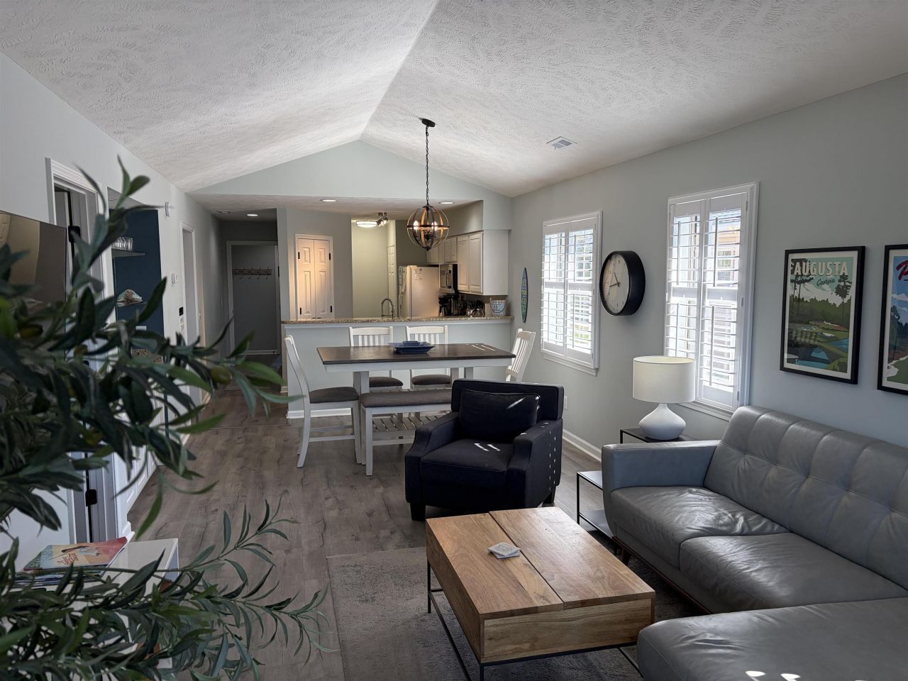 342 Pinehurst Dr. Photo 21