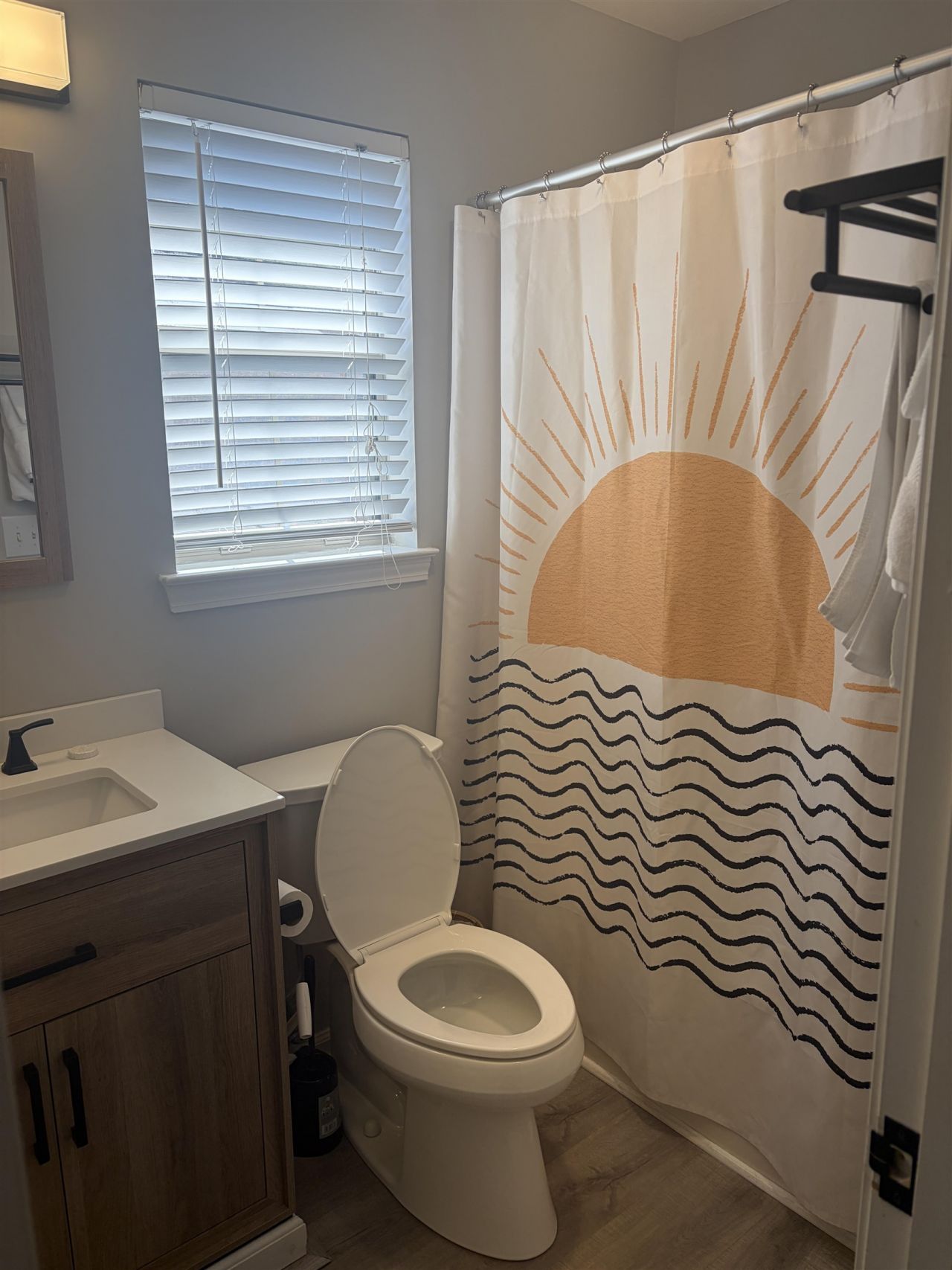 342 Pinehurst Dr. Photo 8