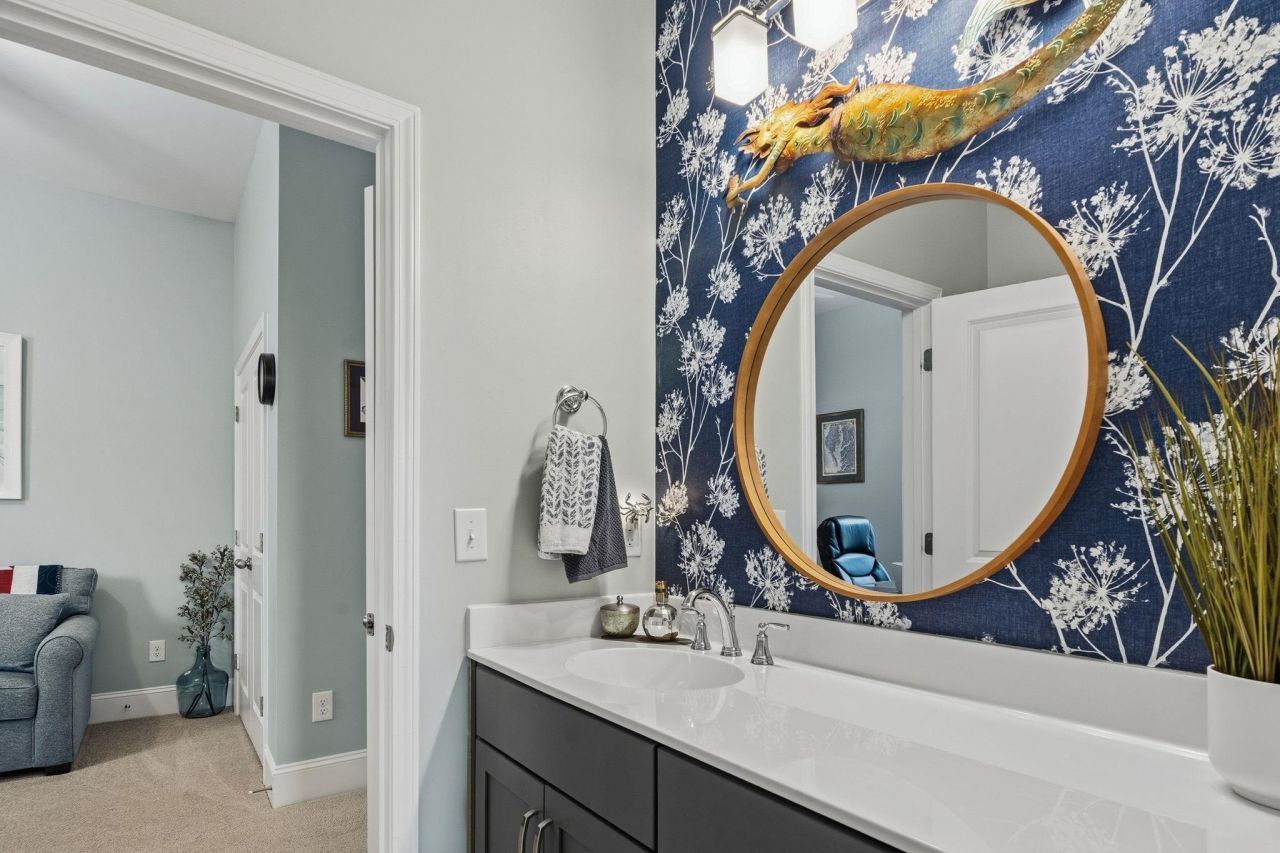 2005 Silver Island Way Photo 10