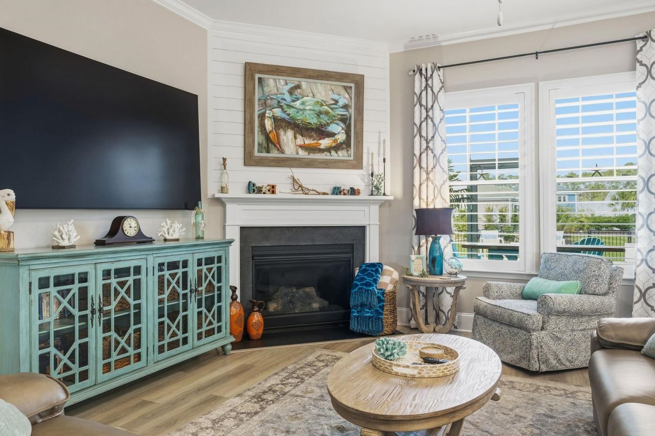 2005 Silver Island Way Photo 18