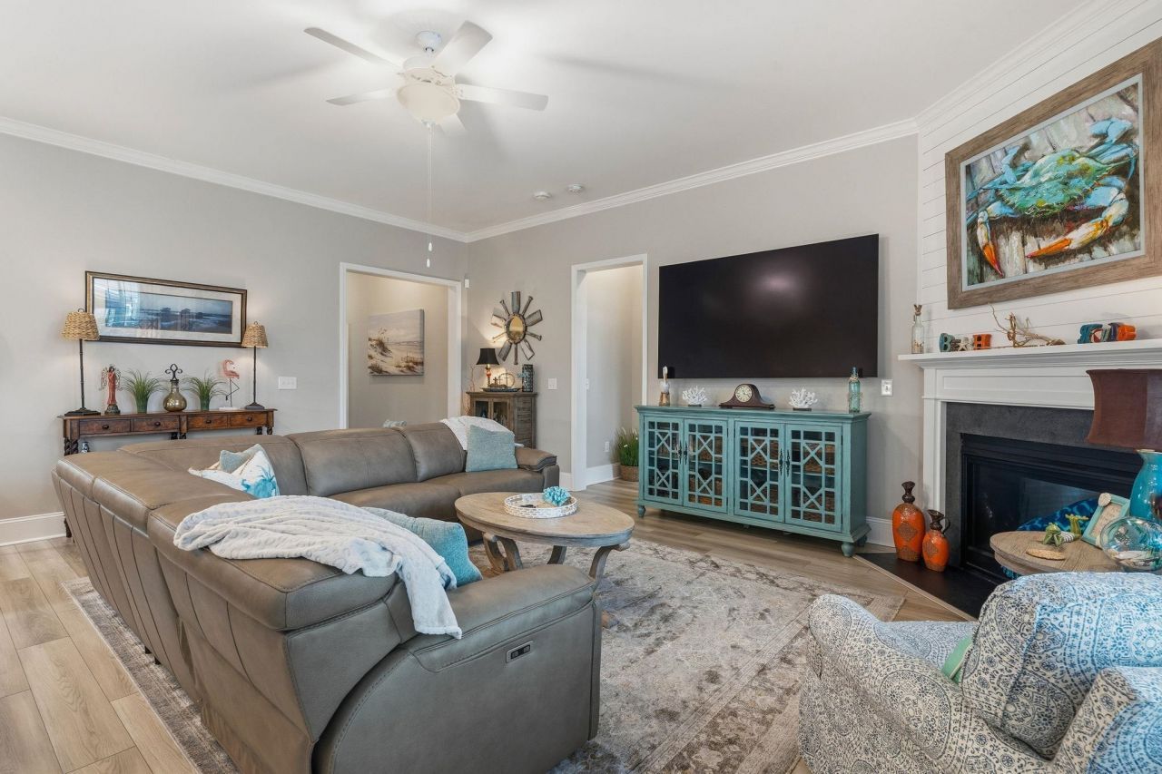 2005 Silver Island Way Photo 19