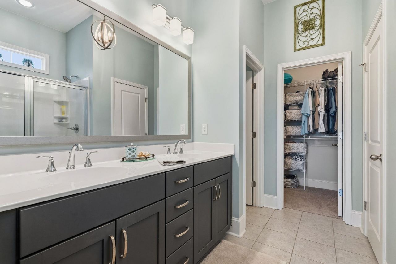 2005 Silver Island Way Photo 28