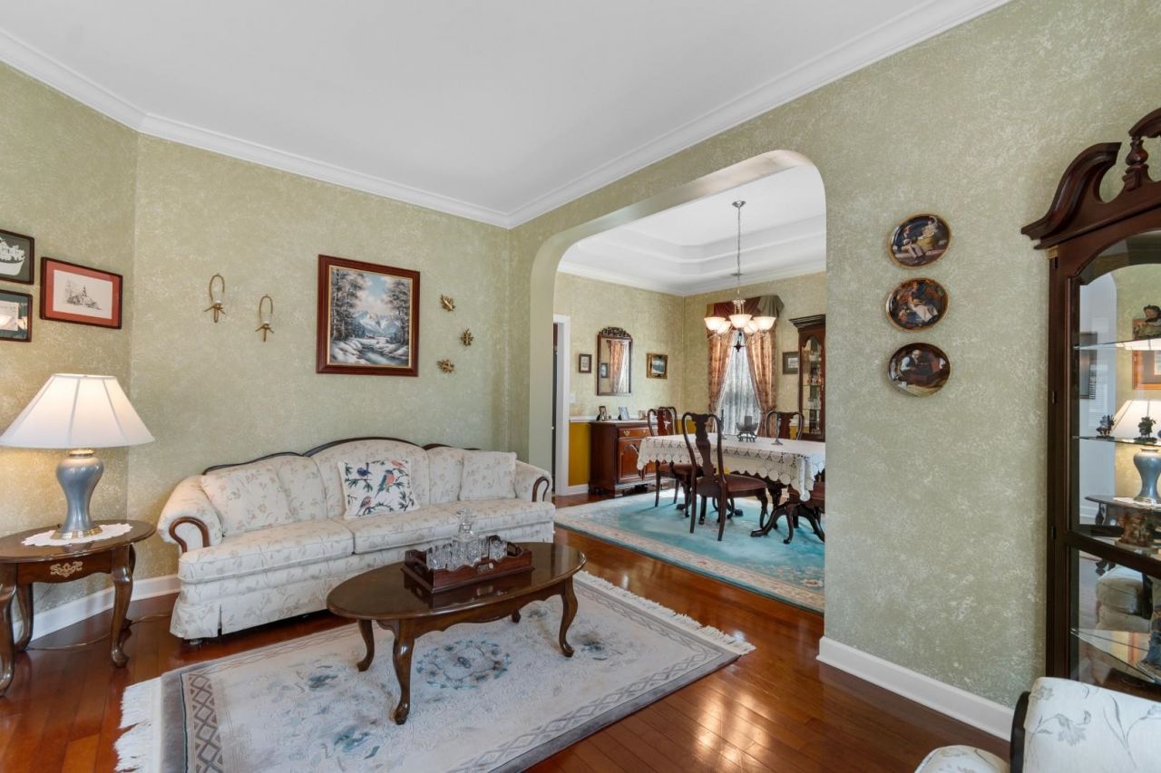 3018 Winding River Rd. Photo 11