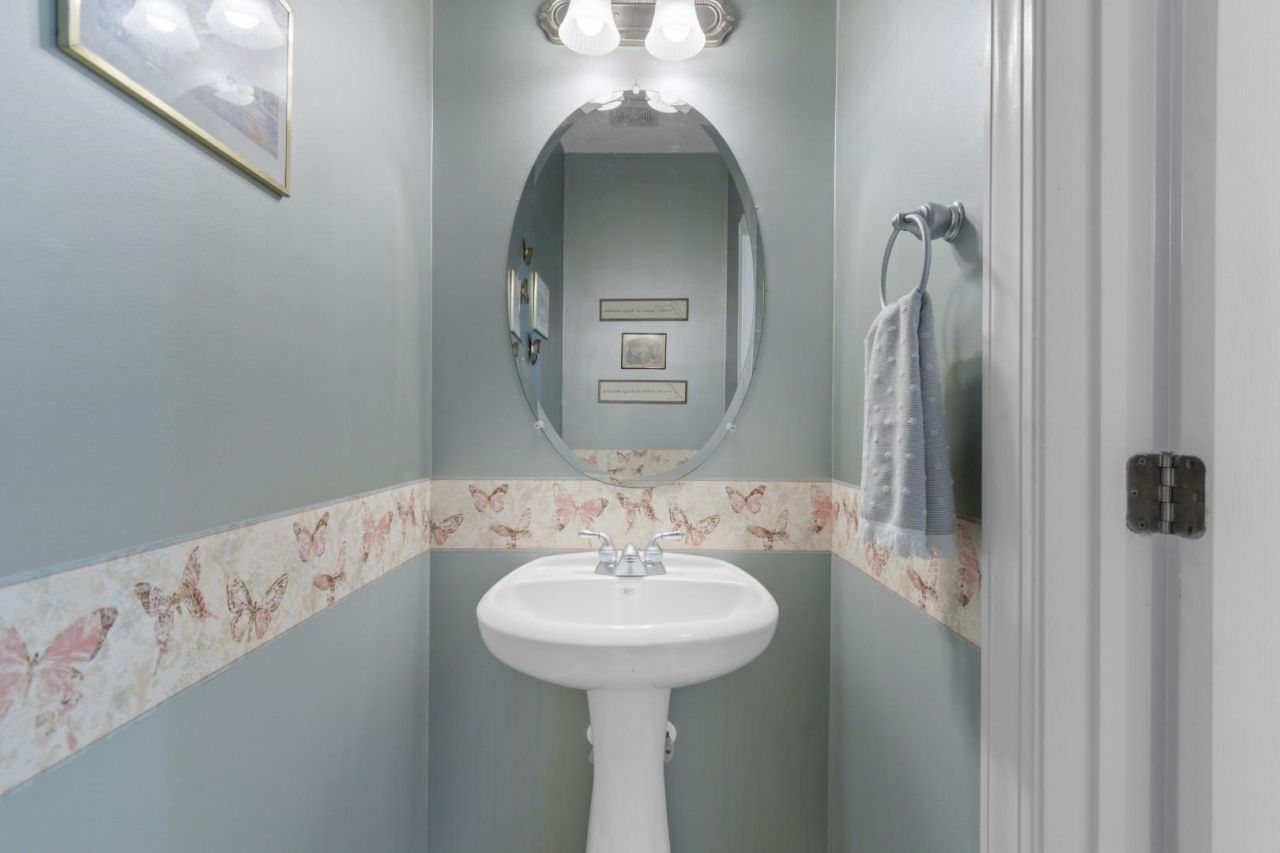 3018 Winding River Rd. Photo 26