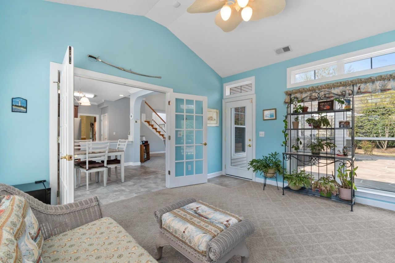 3018 Winding River Rd. Photo 28