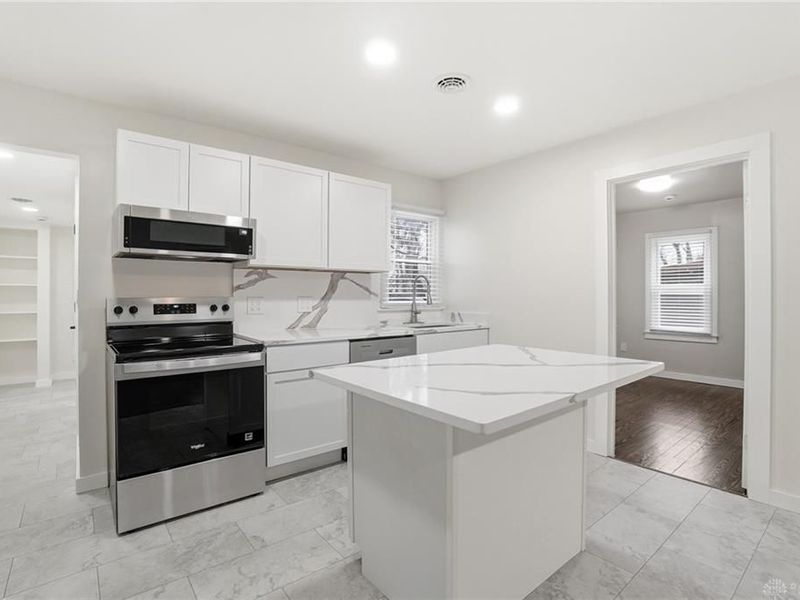 200 N 1st Street, Trenton, OH 45067 Photo 7