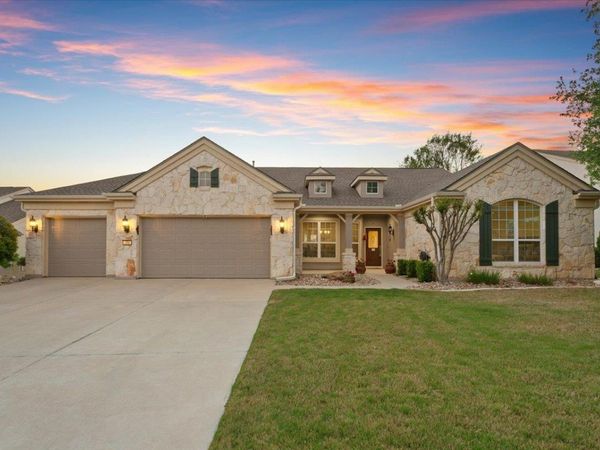 201 McKinney Falls LN, Georgetown, TX 78633