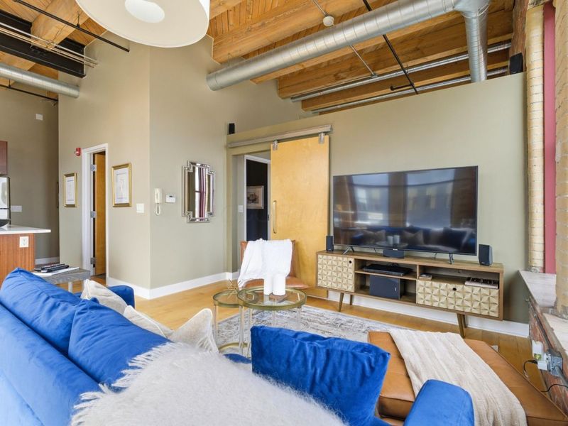 150 E Main Street, Unit 303, Columbus, OH 43215 Photo 17