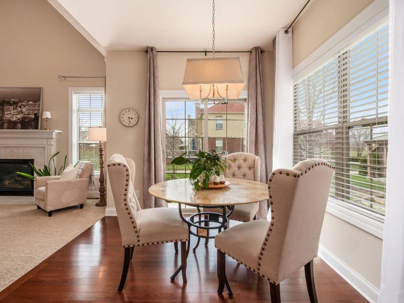 7991 Oak Meadow Drive, Dublin, OH 43016 Photo 7