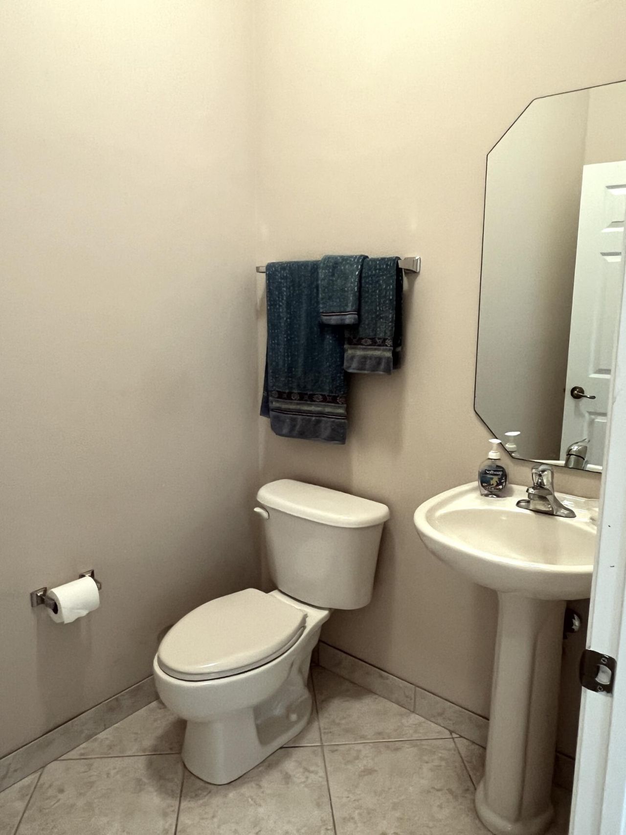 4552 N San Andros, West Palm Beach, FL 33411 Photo