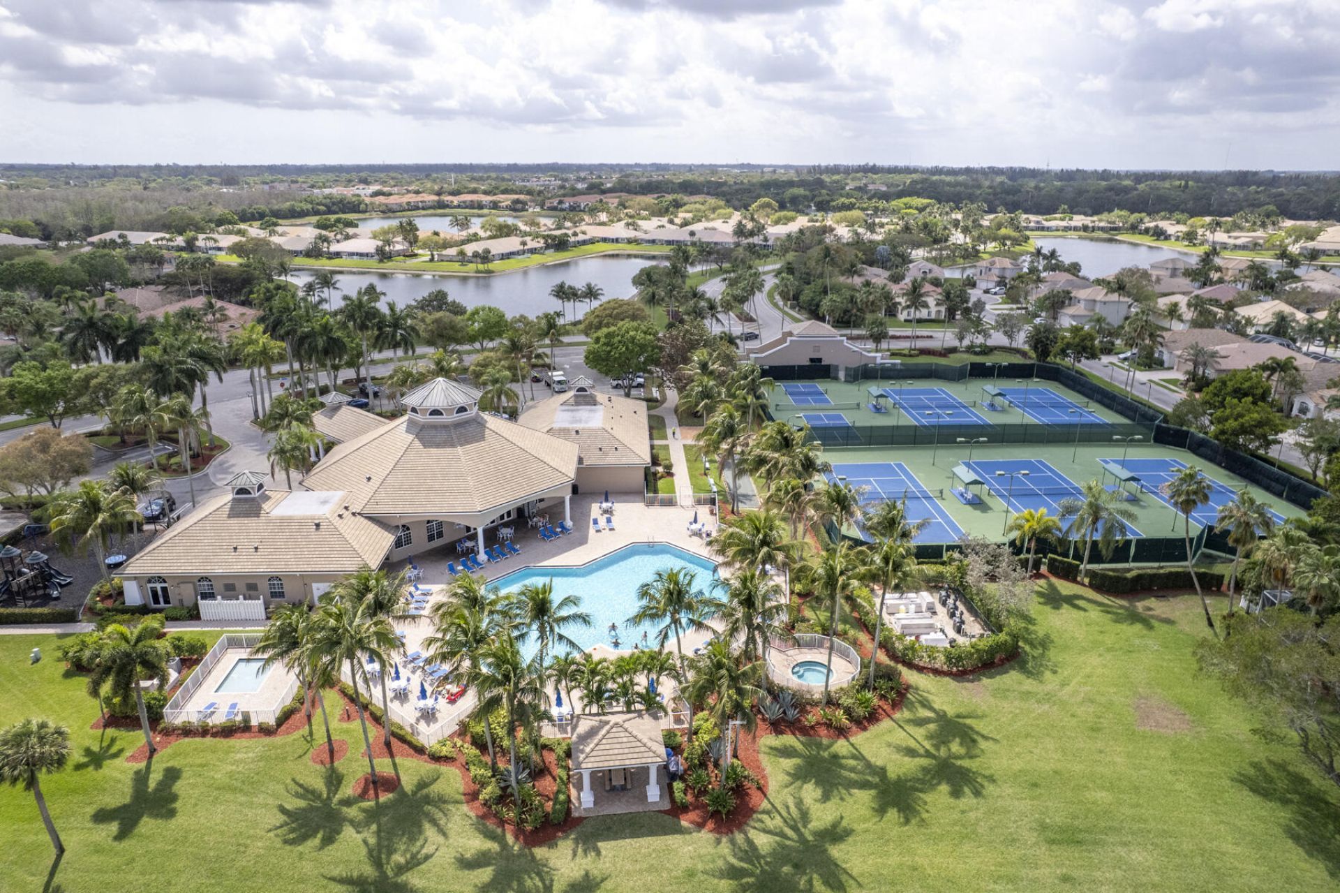 4552 N San Andros, West Palm Beach, FL 33411 Photo